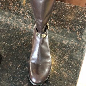 Michael Kors brown leather boots size 8.5